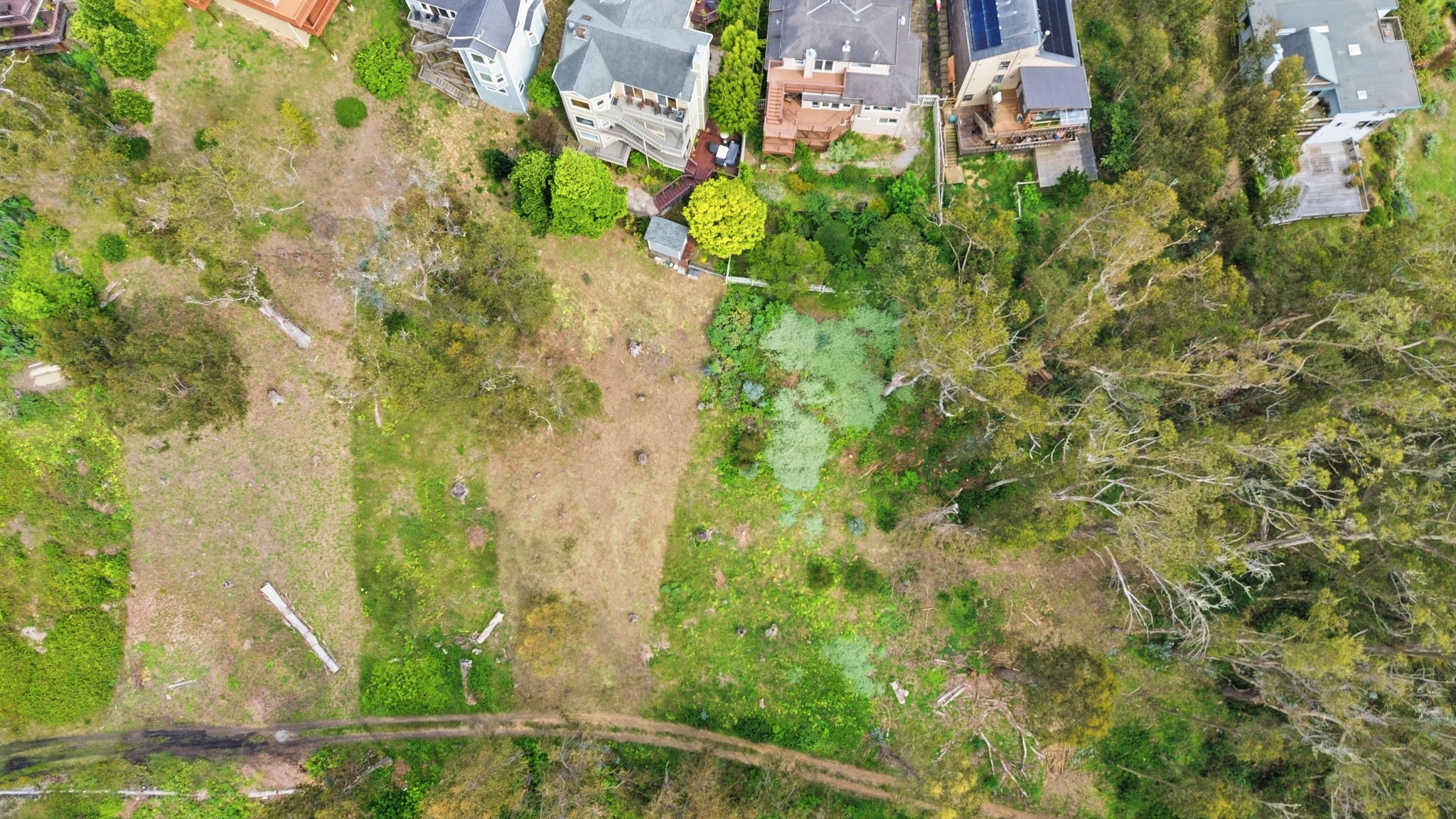 003_F8_AERIAL_0 Ave Portola