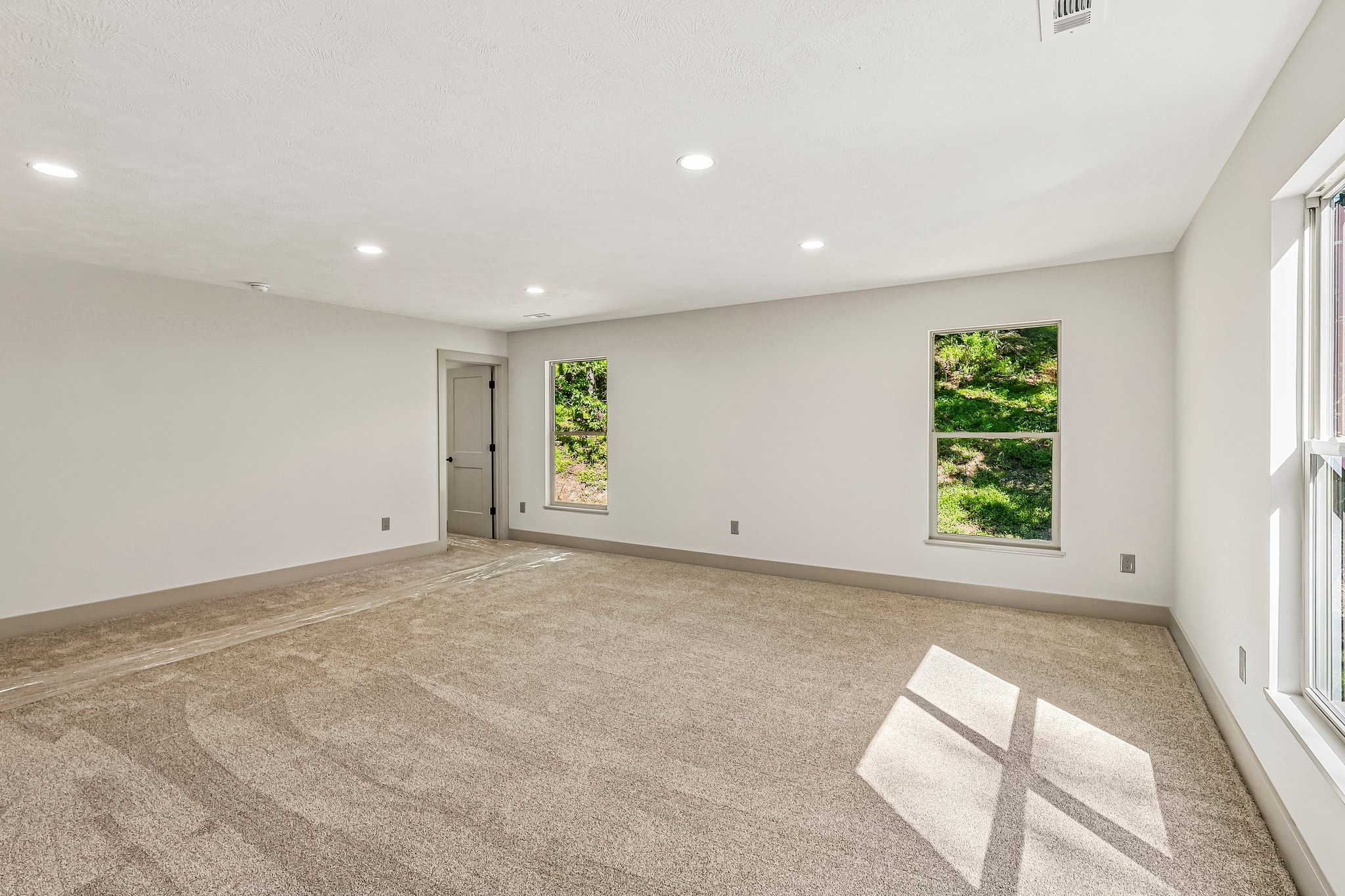 E Mohawk Dr 243-S1706-041.jpg