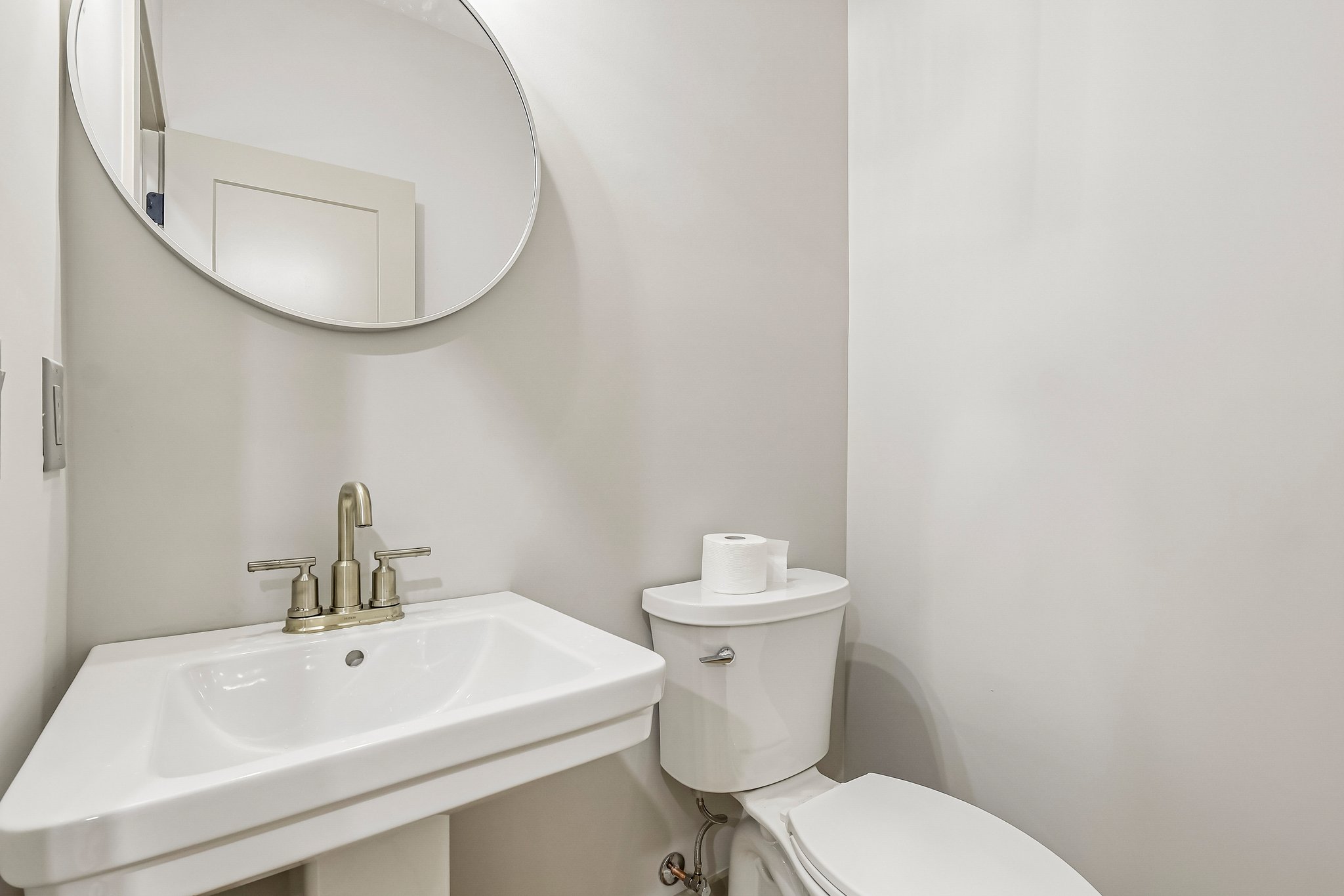 E Mohawk Dr 243-S1706-053.jpg