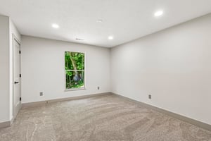 E Mohawk Dr 243-S1706-047.jpg