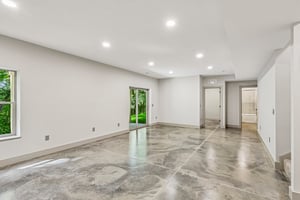 E Mohawk Dr 243-S1706-057.jpg