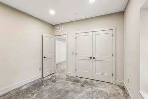 E Mohawk Dr 243-S1706-064.jpg