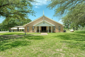 Nearby Amenities