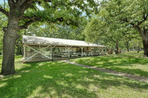 Nearby Amenities