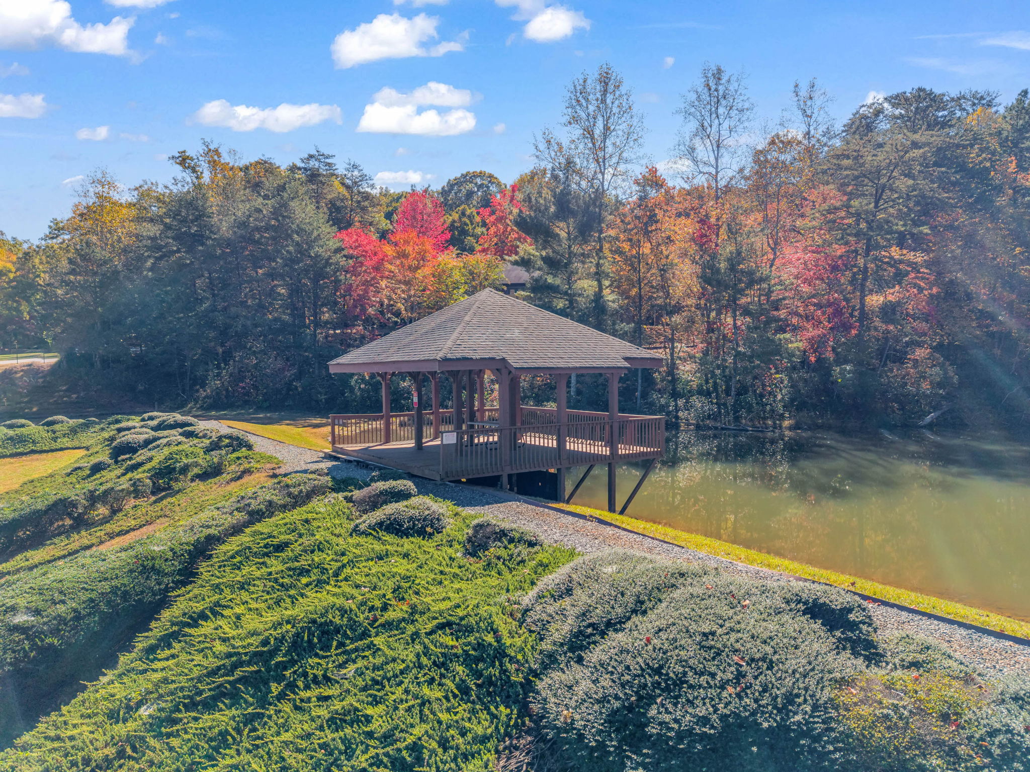 0 Raleigh Dr Lake Lure, NC-26