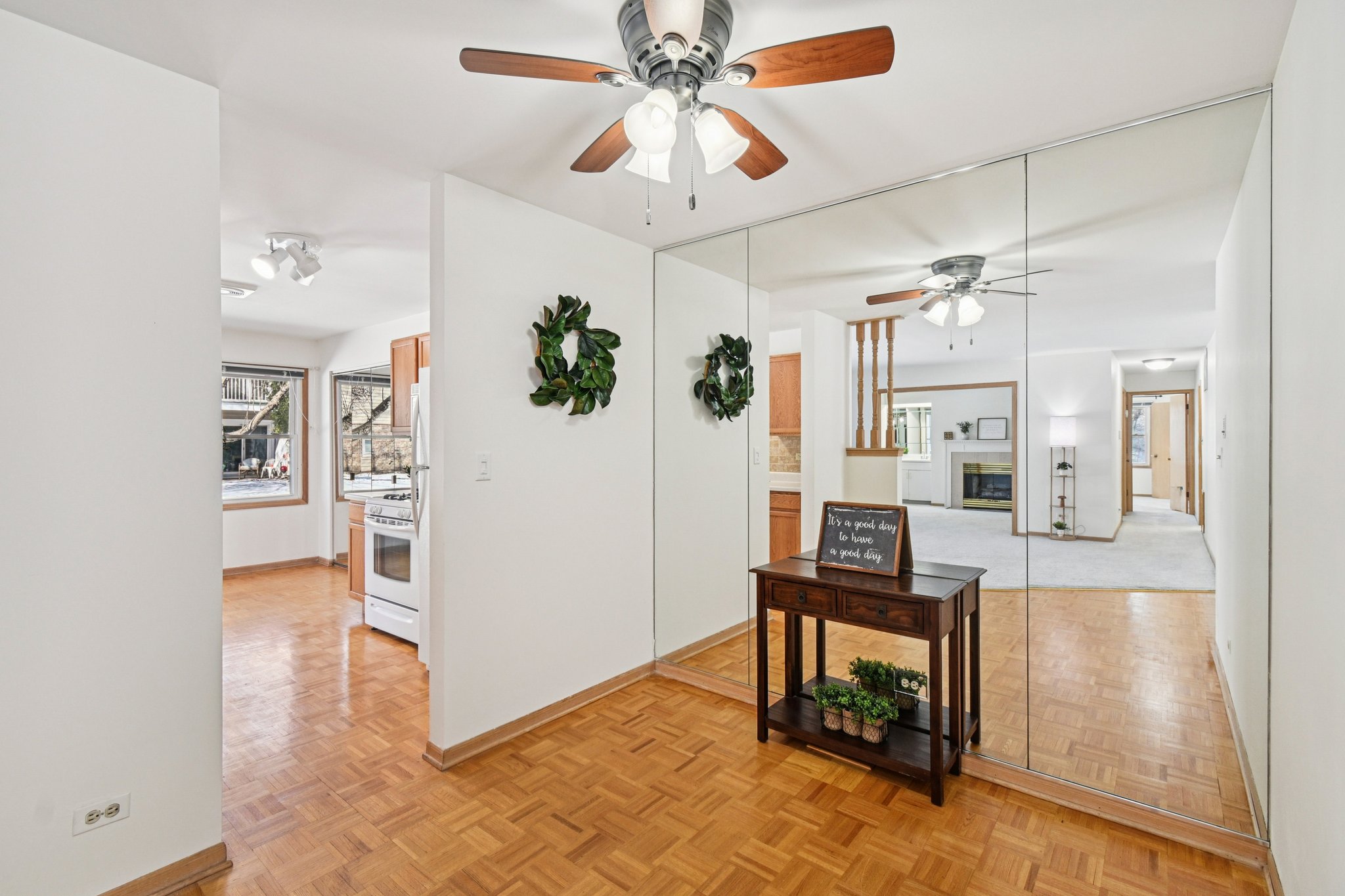 187962 - 0N018 Windermere Rd 301, Winfield, IL 60190-S0402-014.jpg