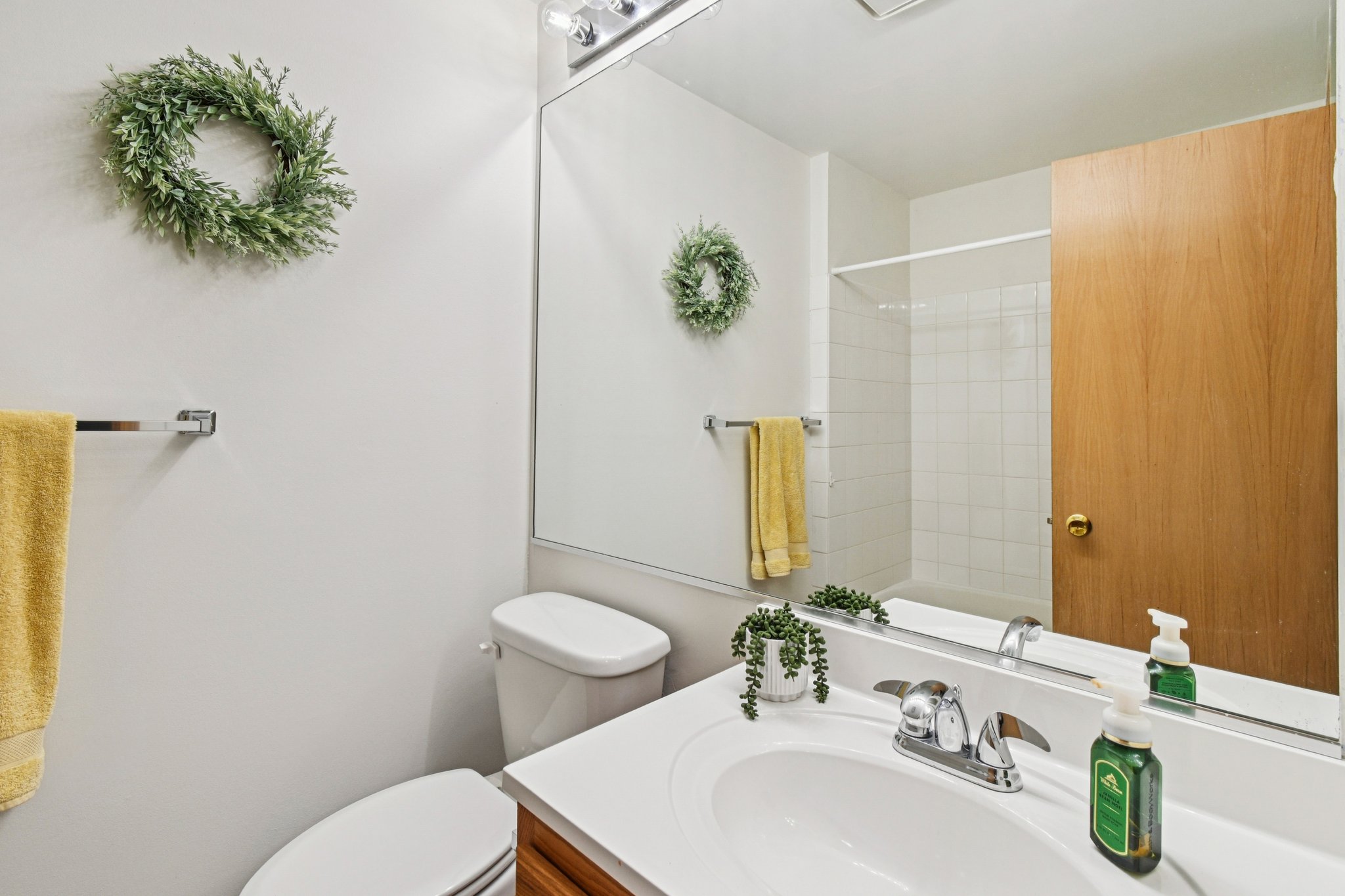 187962 - 0N018 Windermere Rd 301, Winfield, IL 60190-S0402-023.jpg