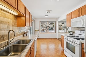 187962 - 0N018 Windermere Rd 301, Winfield, IL 60190-S0402-018.jpg