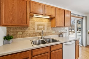 187962 - 0N018 Windermere Rd 301, Winfield, IL 60190-S0402-021.jpg