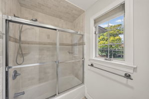  Photo 51
