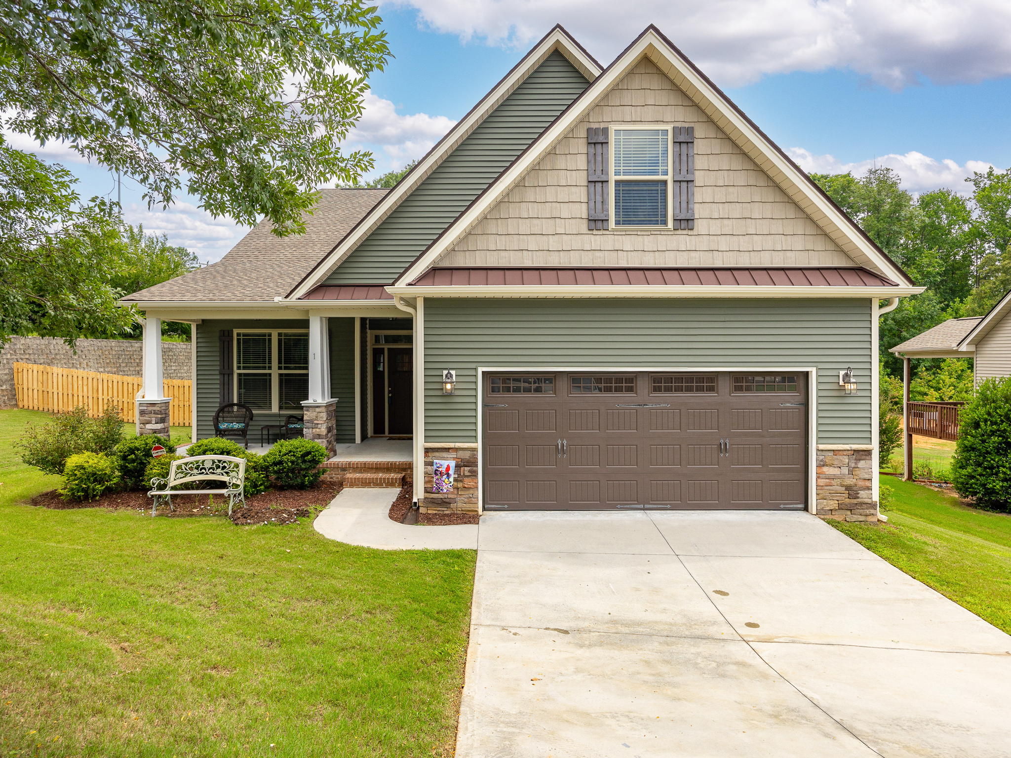 1 Amber Oaks Dr, Greer, SC 29651 Robbie Gregory Creative