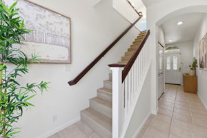 020_F8_1 Arroyo View Cir
