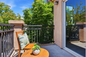 039_F8_1 Arroyo View Cir