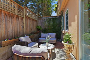 043_F8_1 Arroyo View Cir