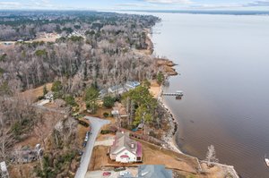 1 Bentley Ln, New Bern, NC 28560, USA Photo 16