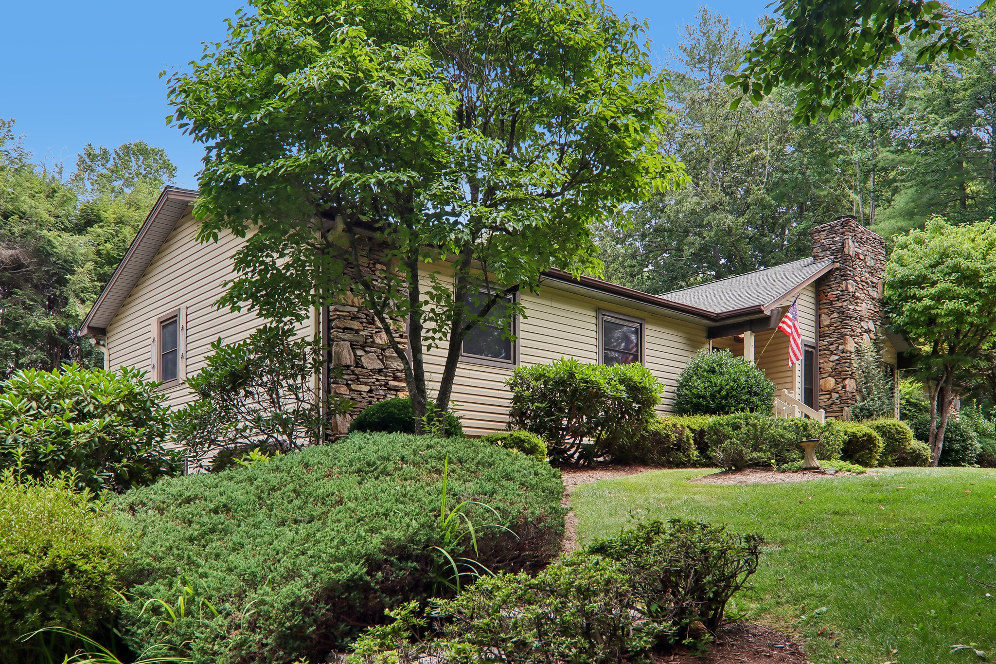 Bridle Path Ct-S0707-004.jpg