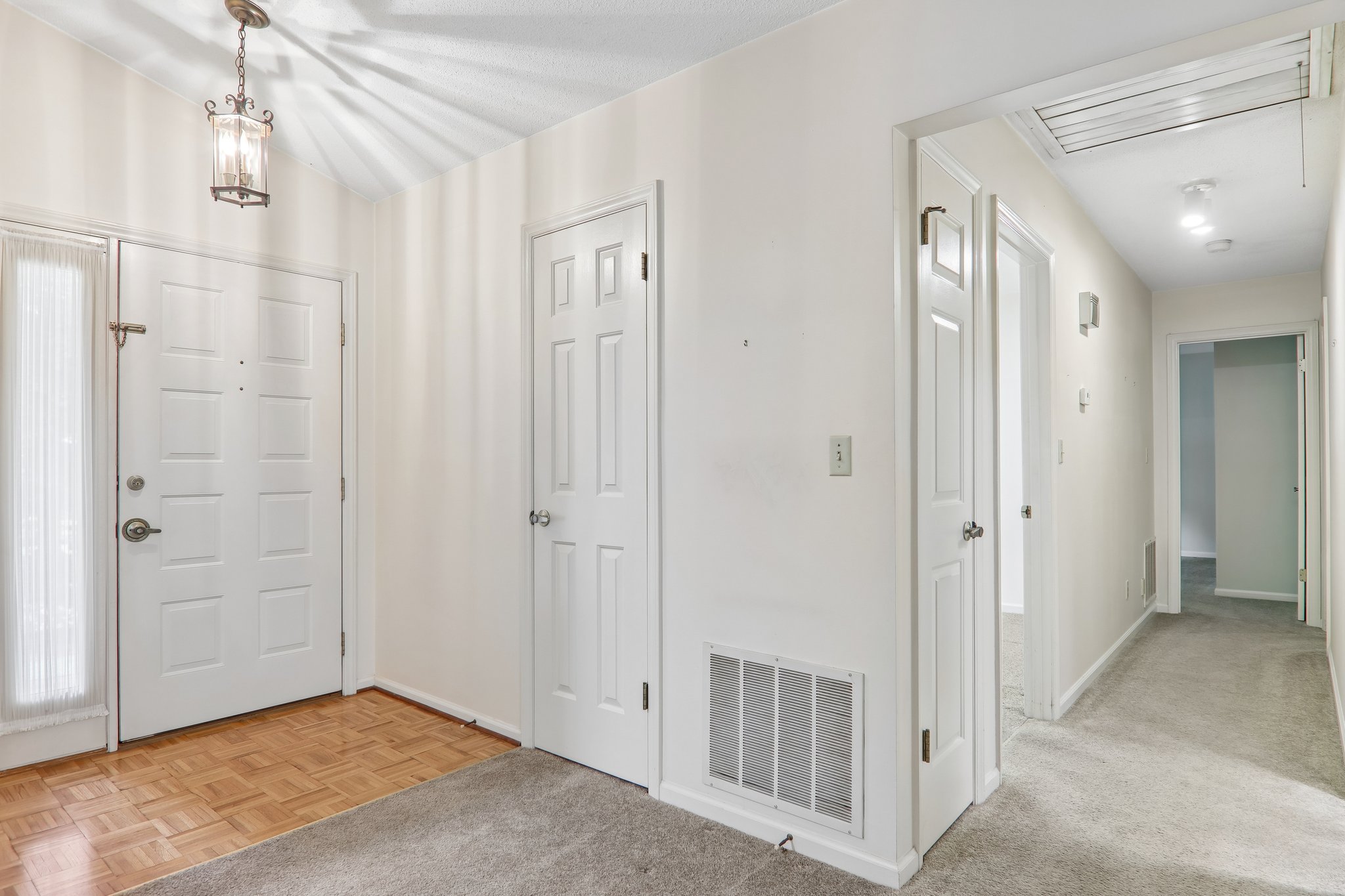 Bridle Path Ct-S0707-008.jpg