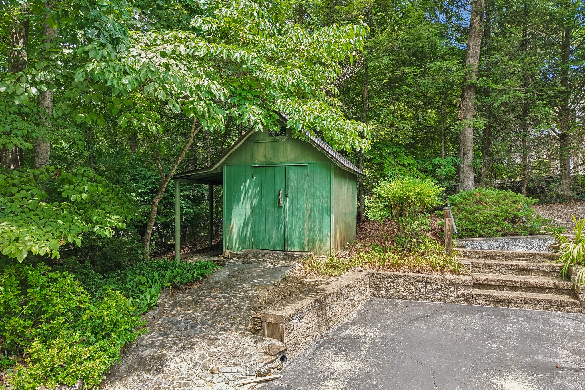 Bridle Path Ct-S0707-047.jpg