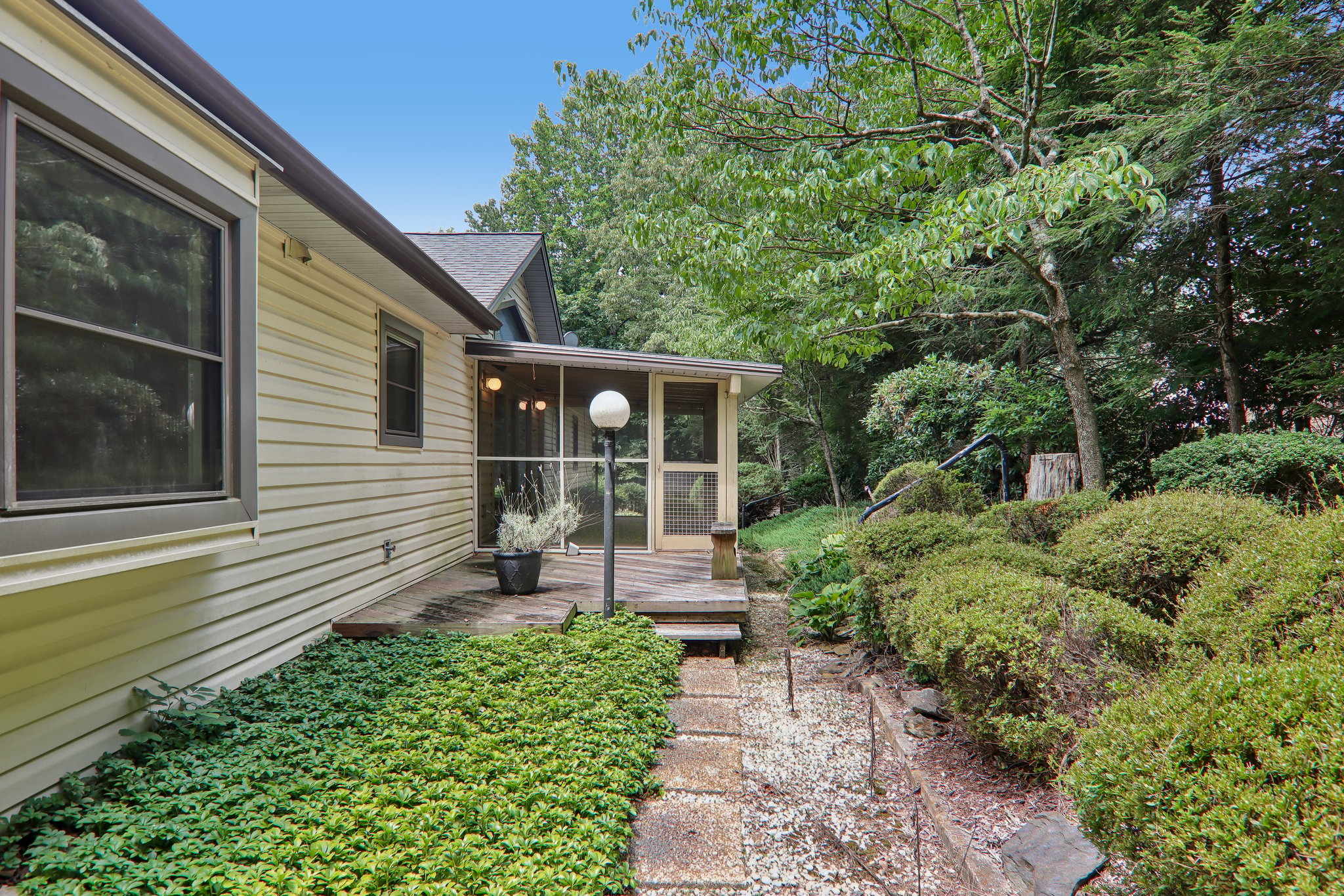 Bridle Path Ct-S0707-054.jpg