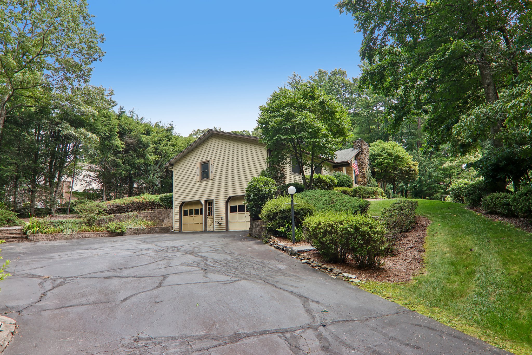 Bridle Path Ct-S0707-062.jpg