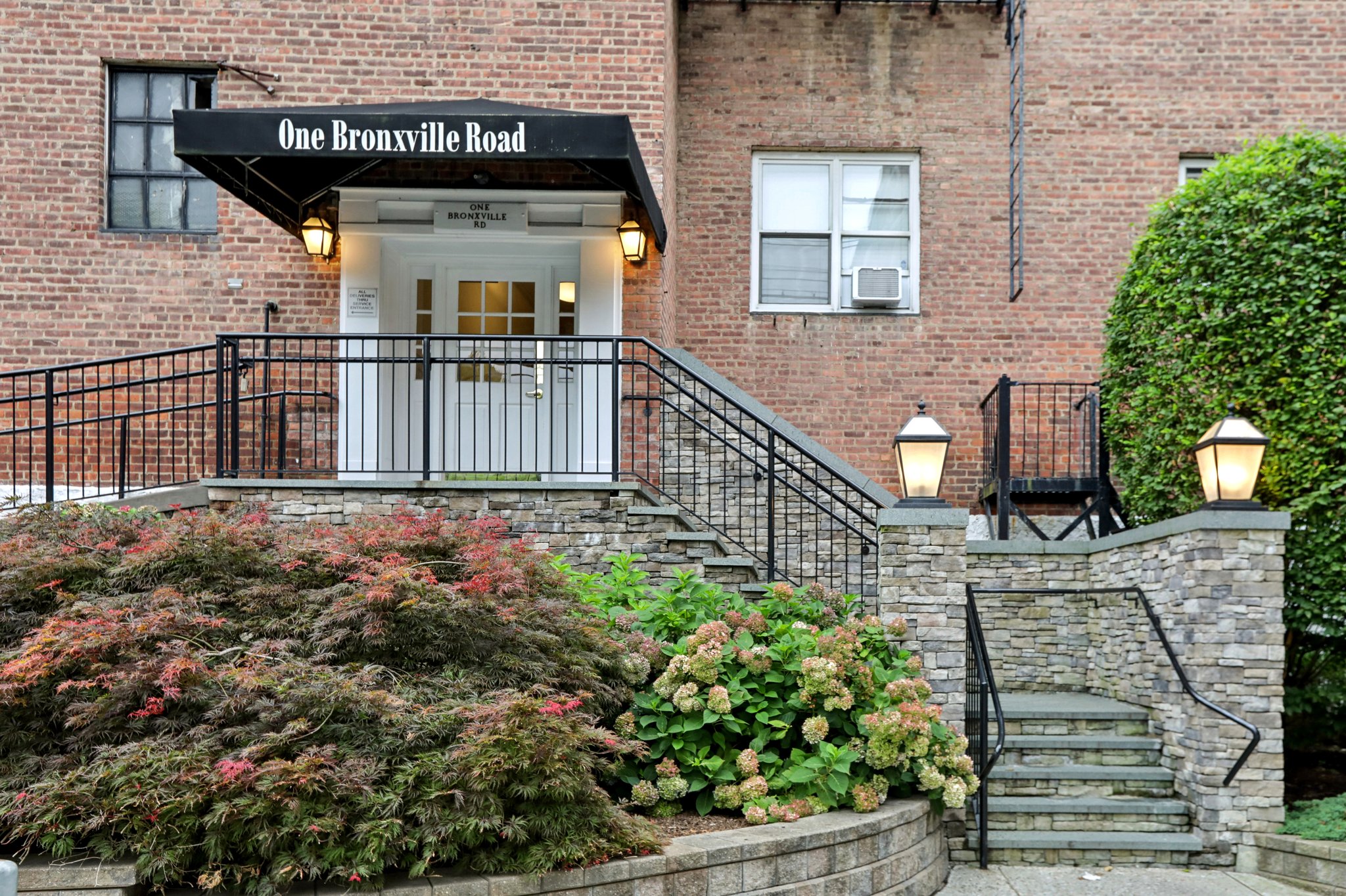 Bronxville Rd-009.jpg