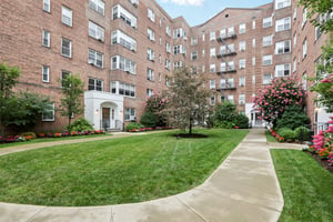 Bronxville Rd-002.jpg