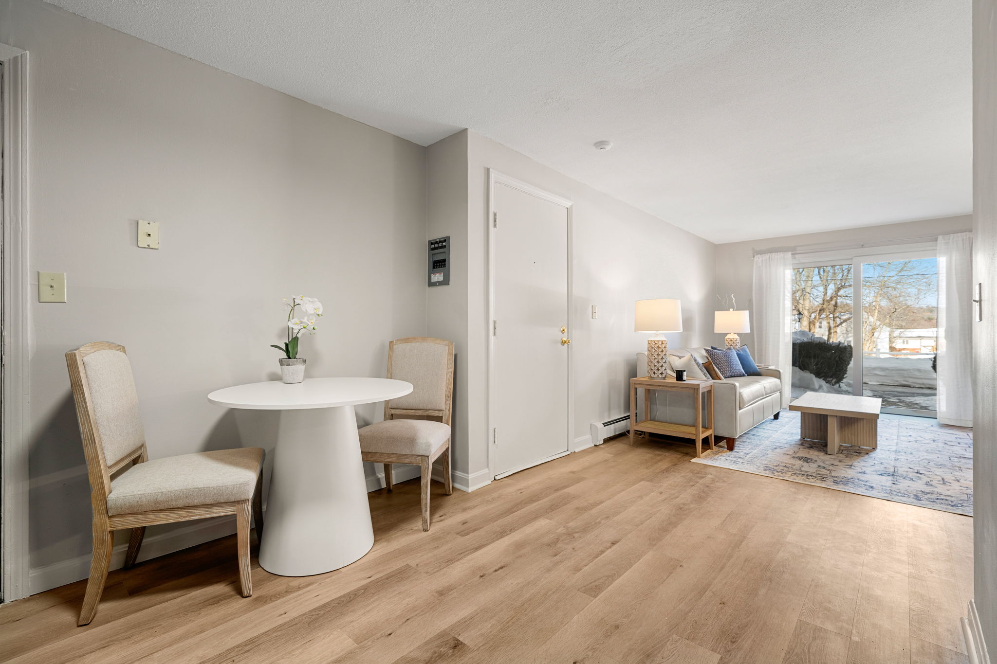 1 Brown Ave, Amesbury, MA 01913, USA Photo 10