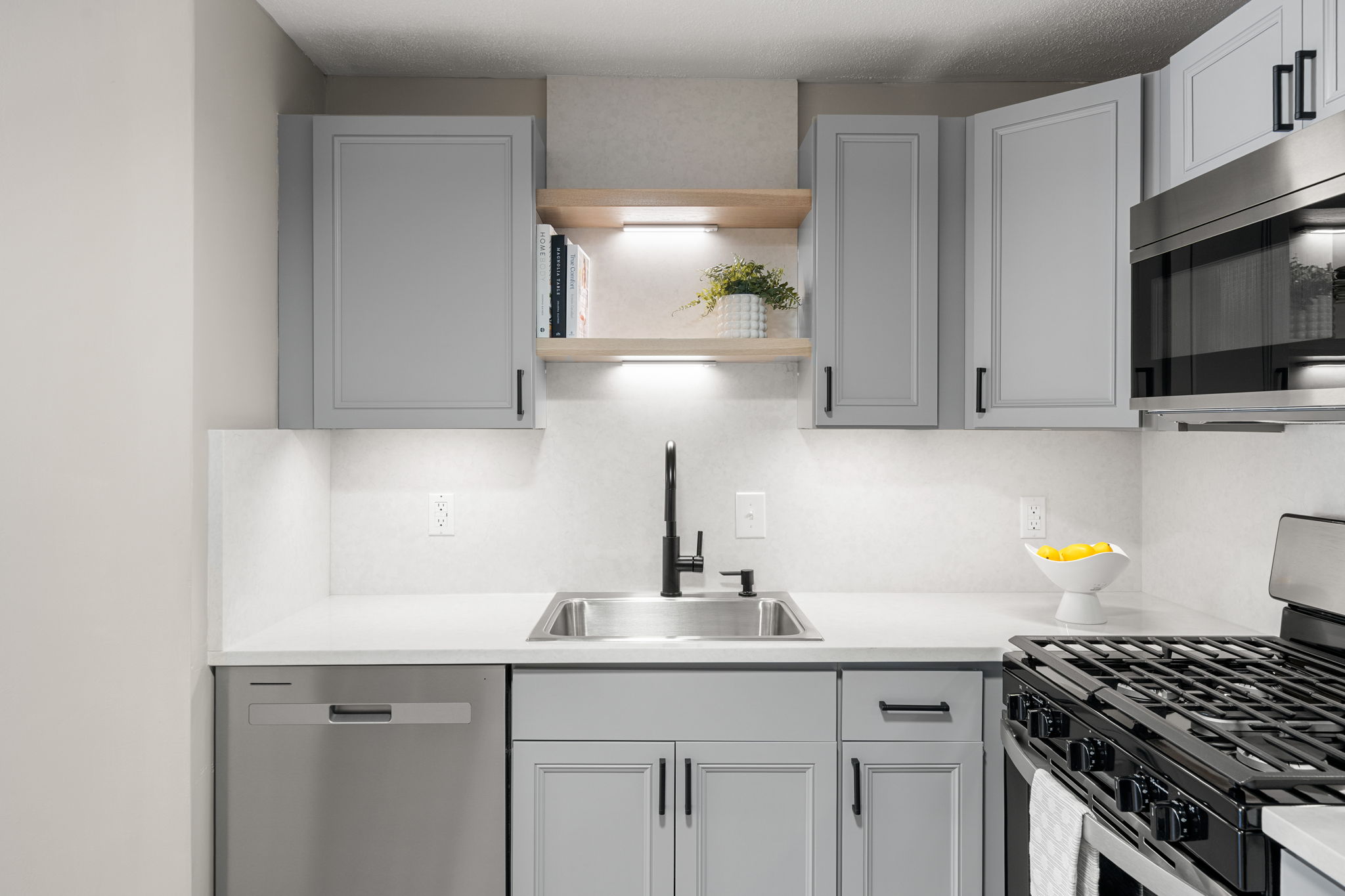 1 Brown Ave, Amesbury, MA 01913, USA Photo 33