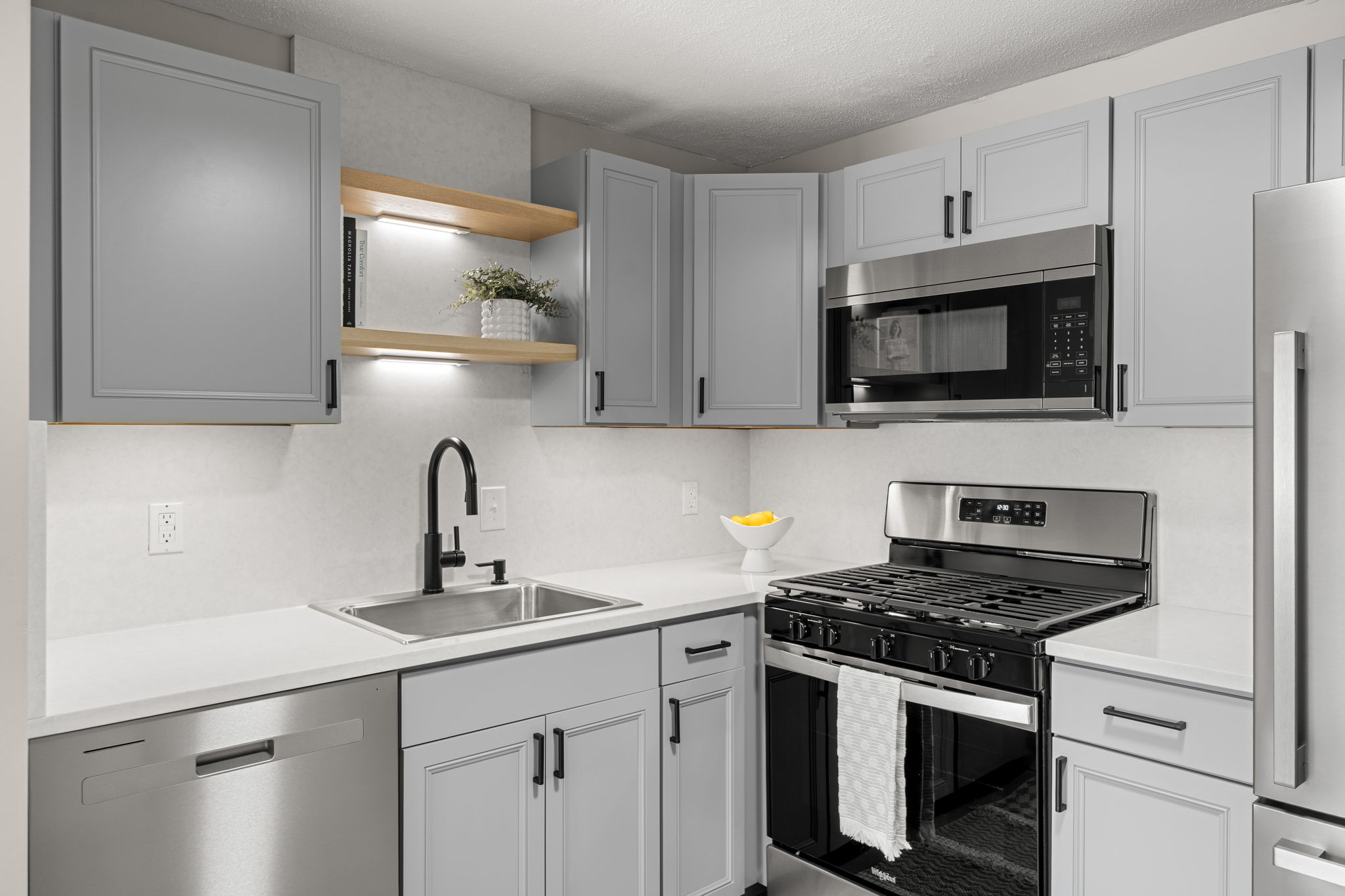 1 Brown Ave, Amesbury, MA 01913, USA Photo 37