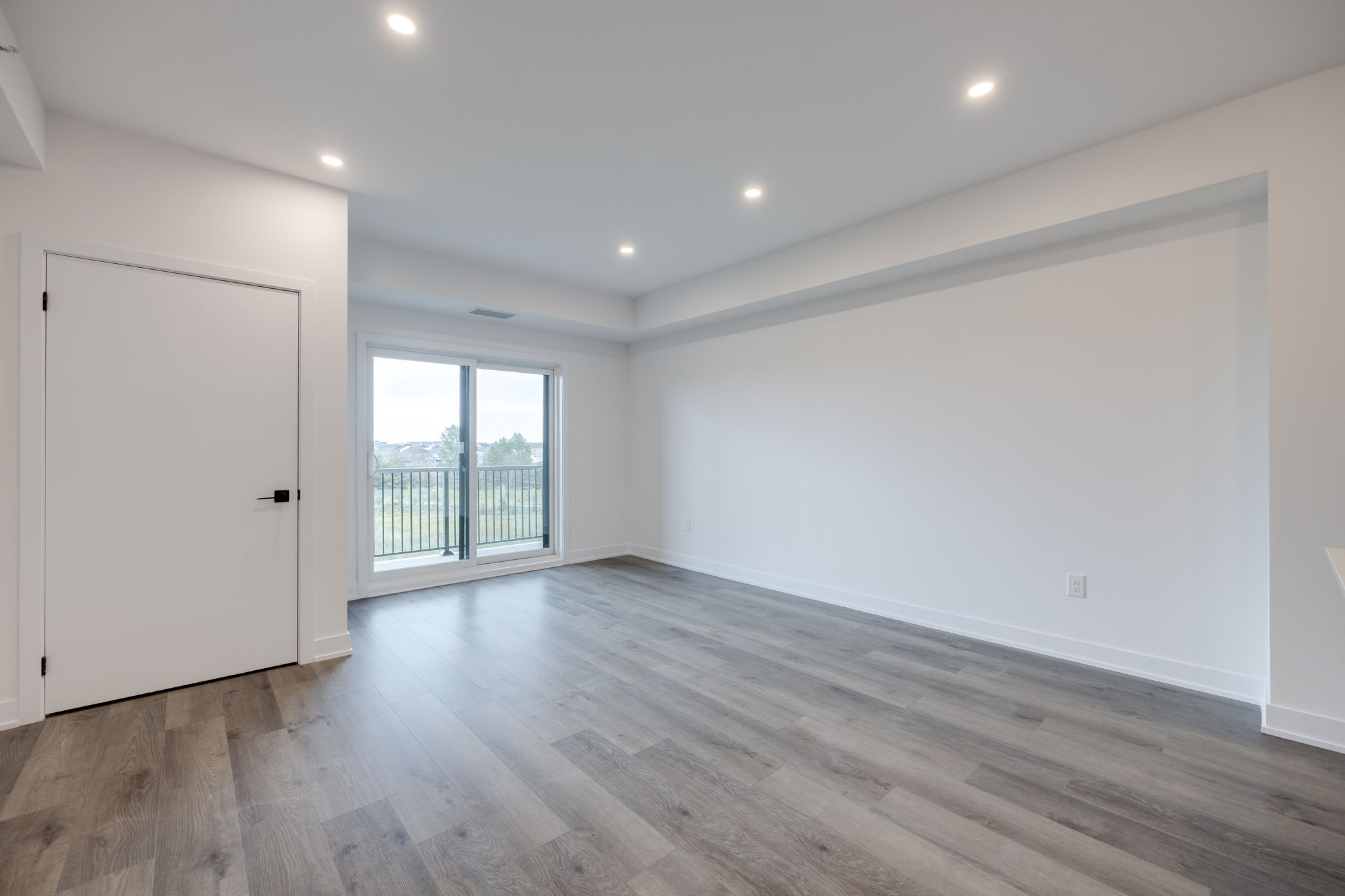 Barrie property showcase — delivered property photograph 15