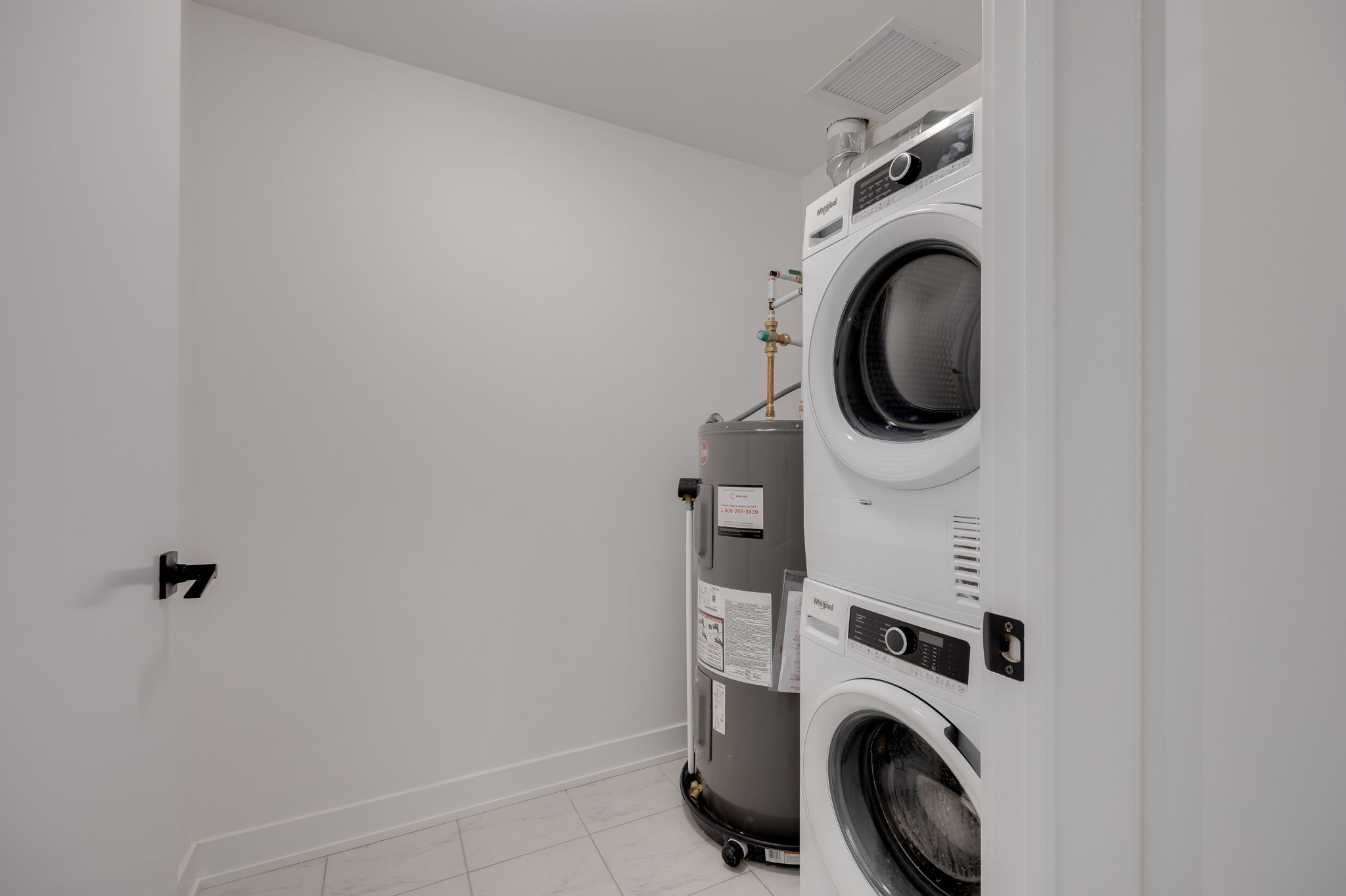 Barrie property showcase — delivered property photograph 26