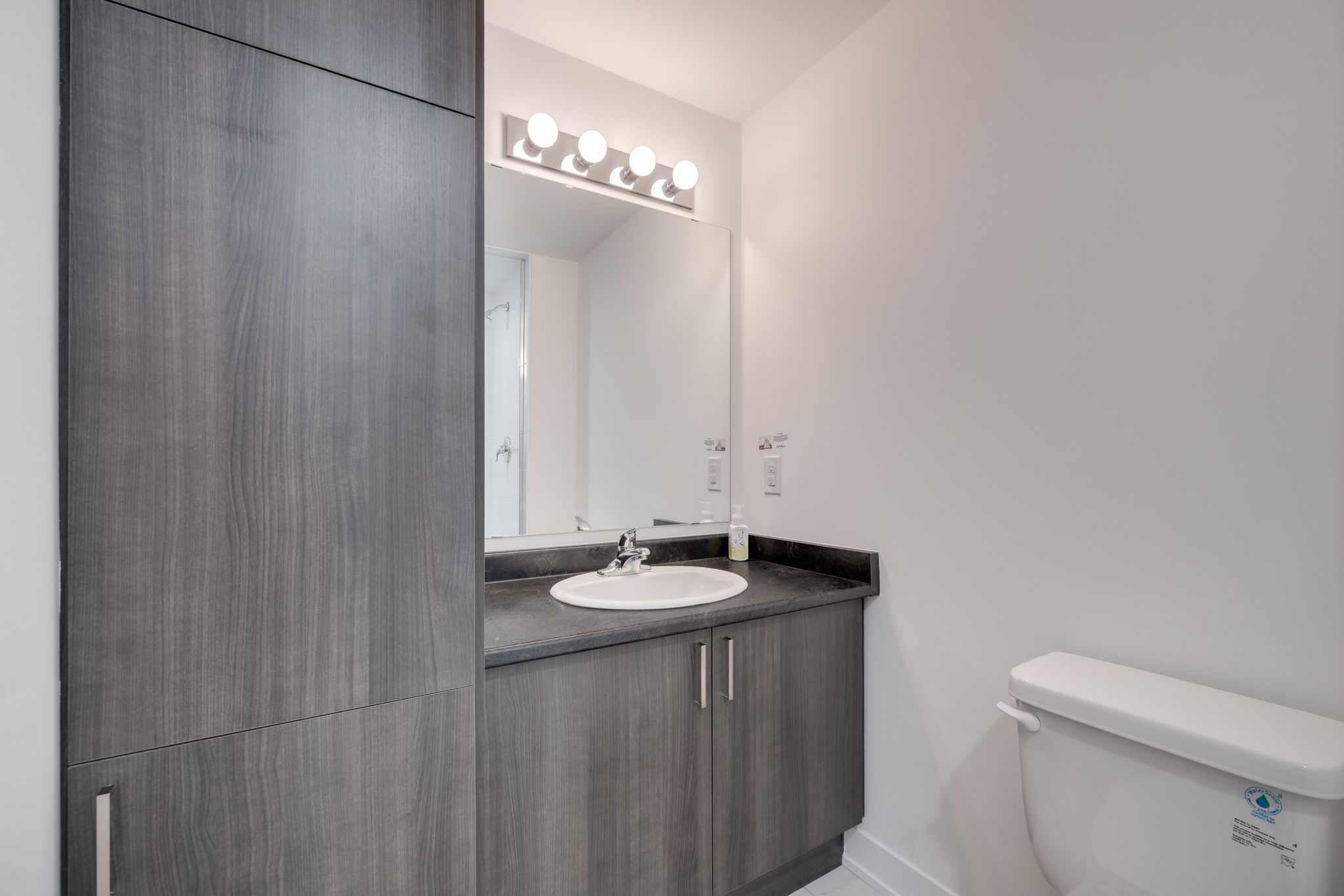 Barrie property showcase — delivered property photograph 24