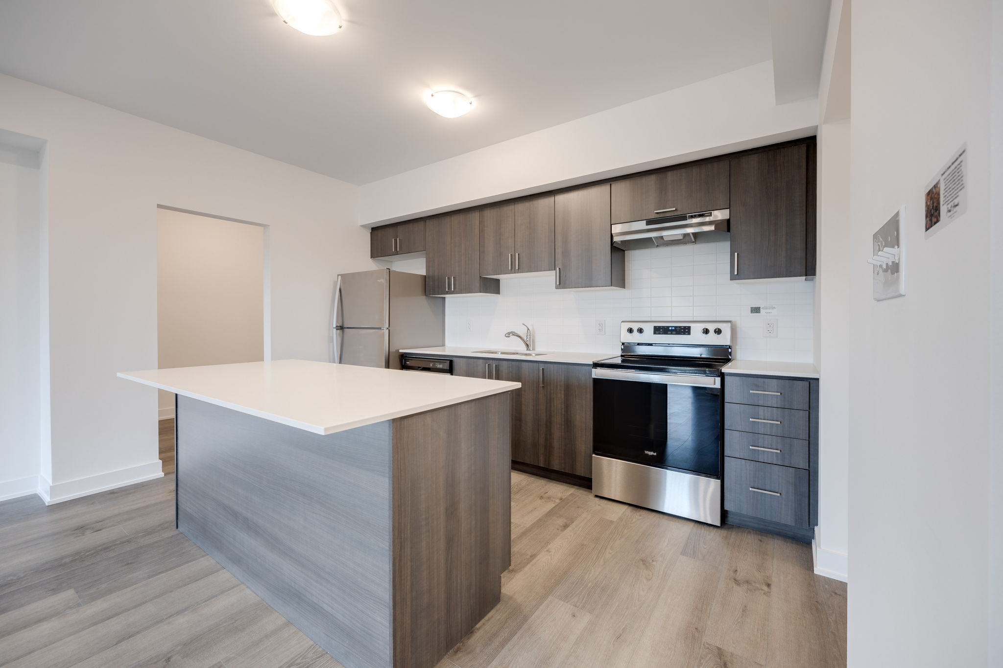 Barrie property showcase — delivered property photograph 10