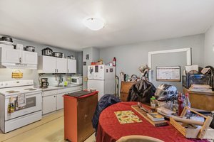  Photo 31