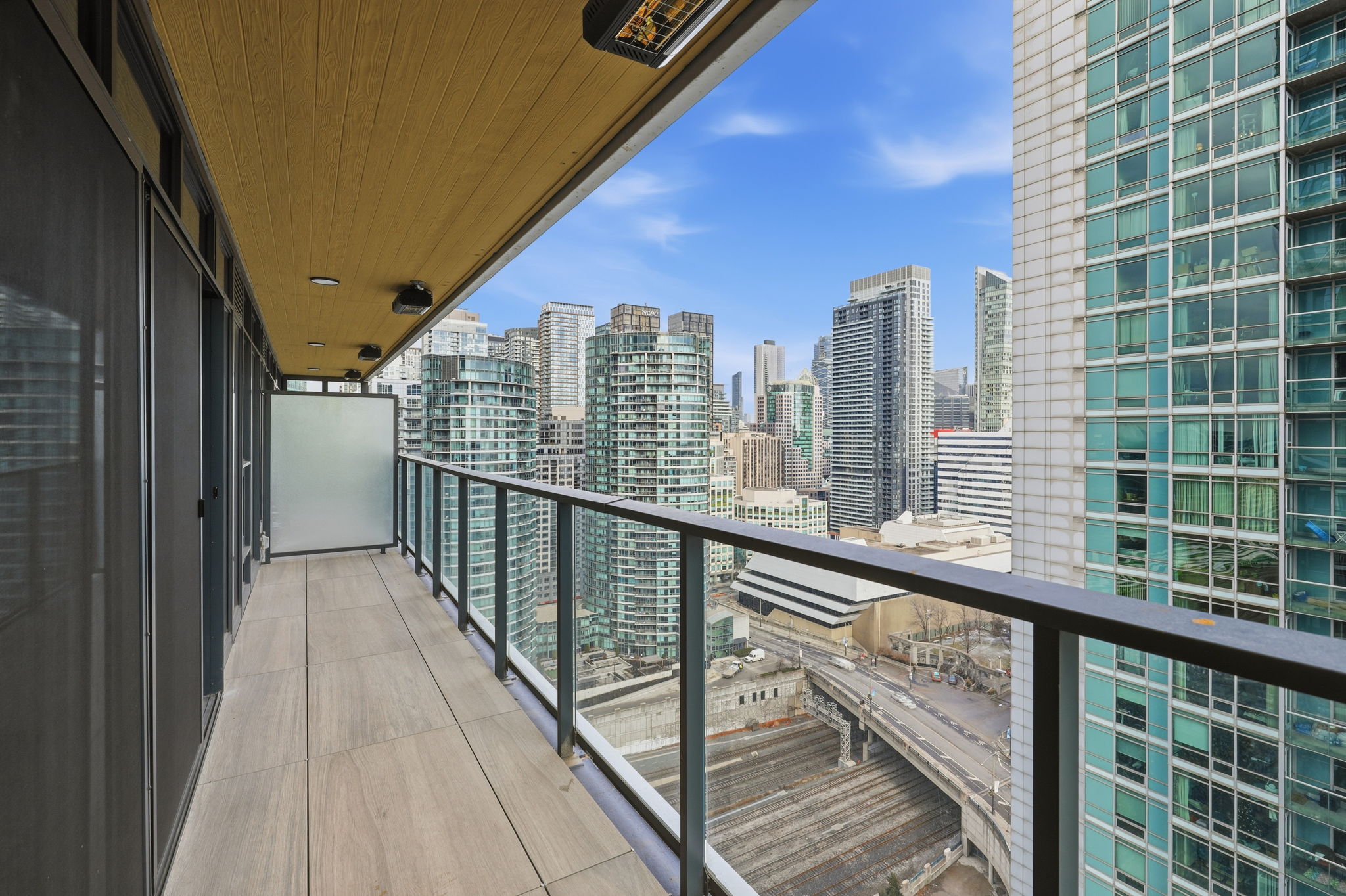 Toronto property showcase — delivered property photograph 24