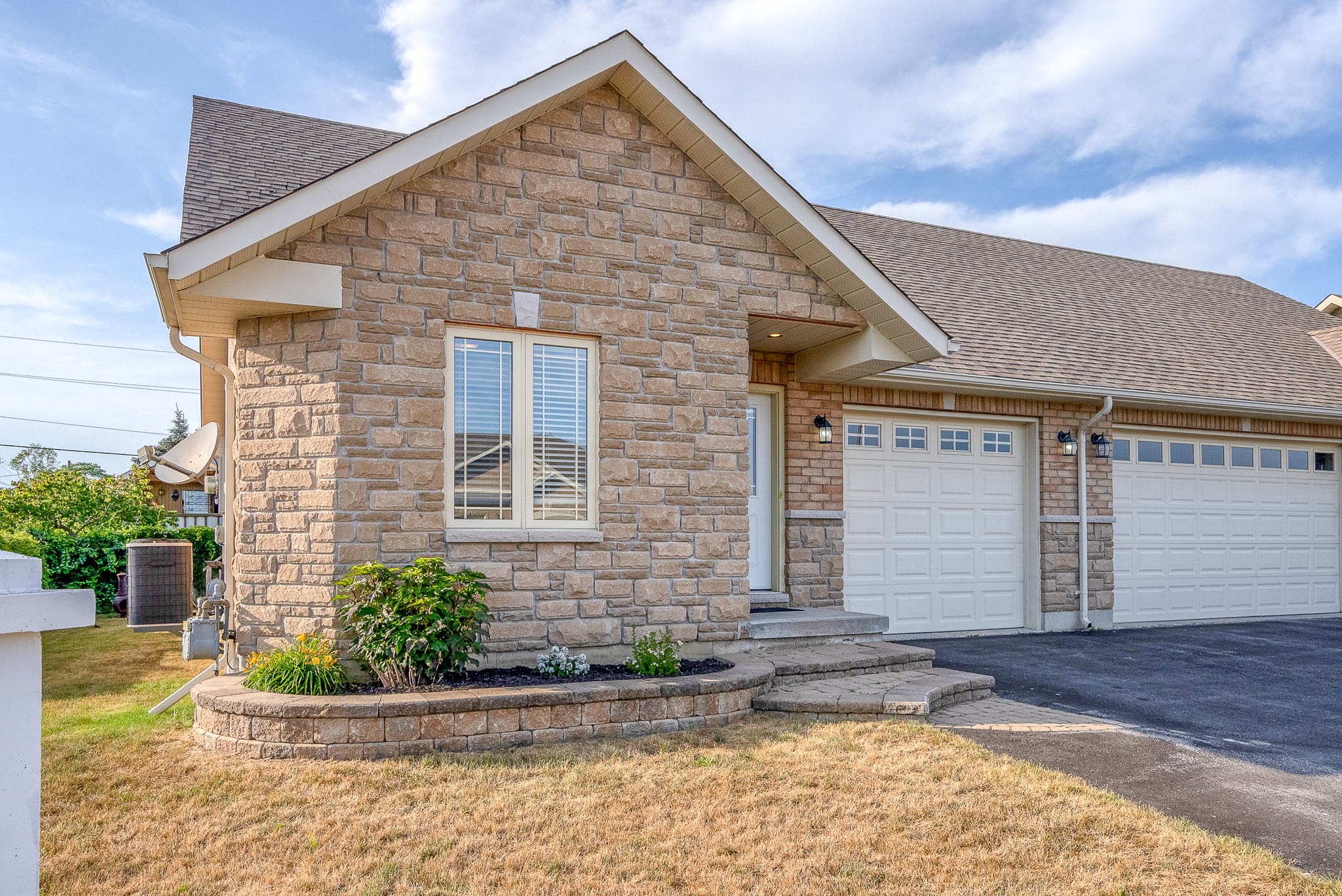 1 Cooper Ct, Brighton, ON K0K 1H0, Canada Photo 2