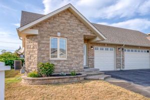 1 Cooper Ct, Brighton, ON K0K 1H0, Canada Photo 1