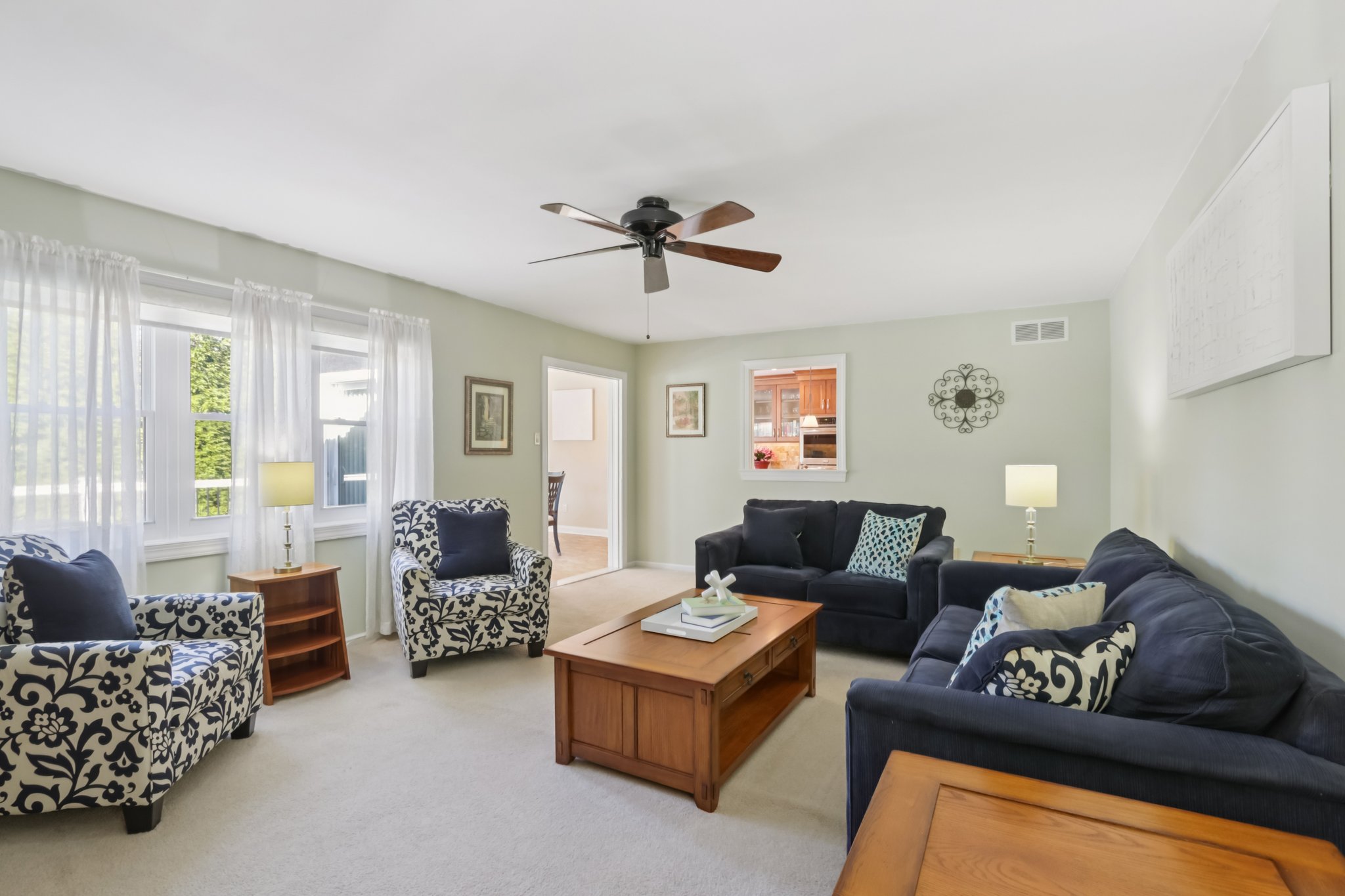 Daisy Ln-S0412-024.jpg