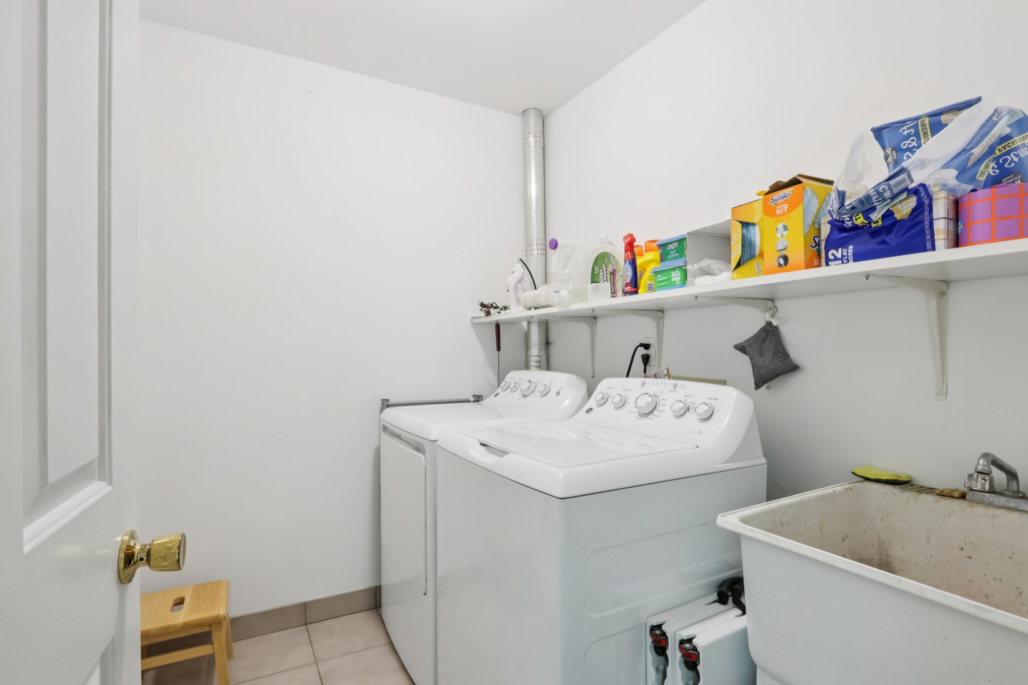 Daisy Ln-S0412-036.jpg