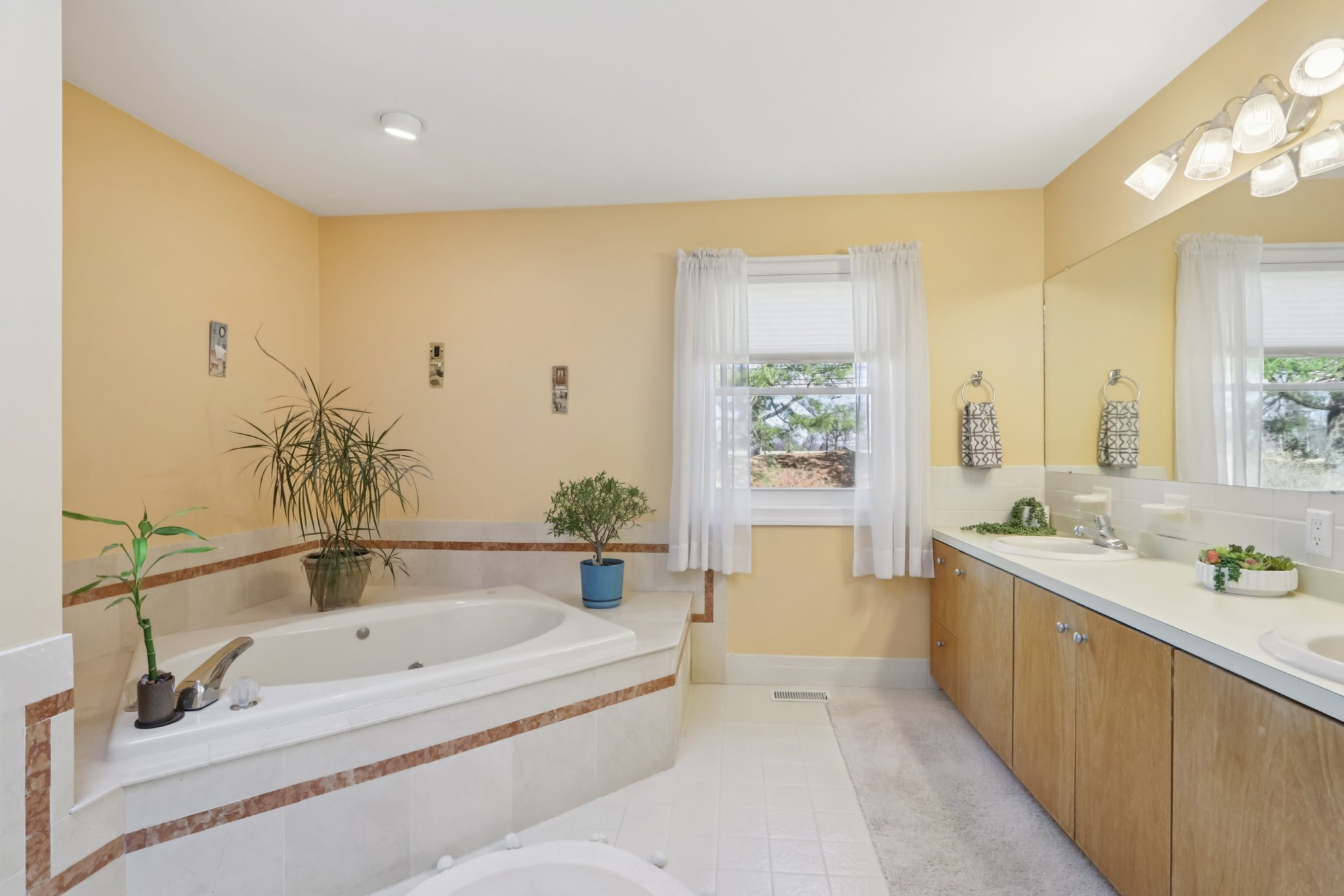 Daisy Ln-S0412-041.jpg