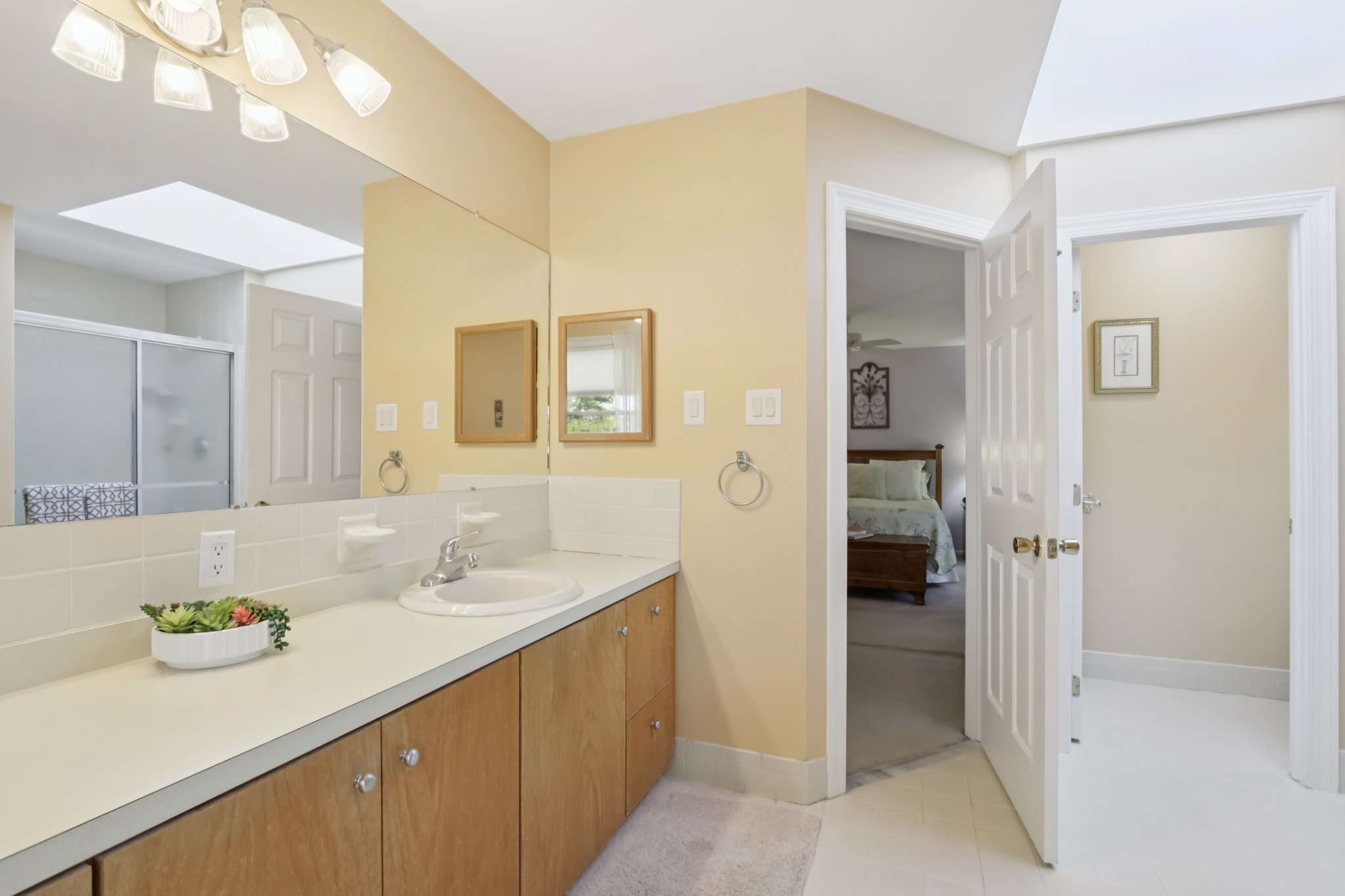 Daisy Ln-S0412-043.jpg