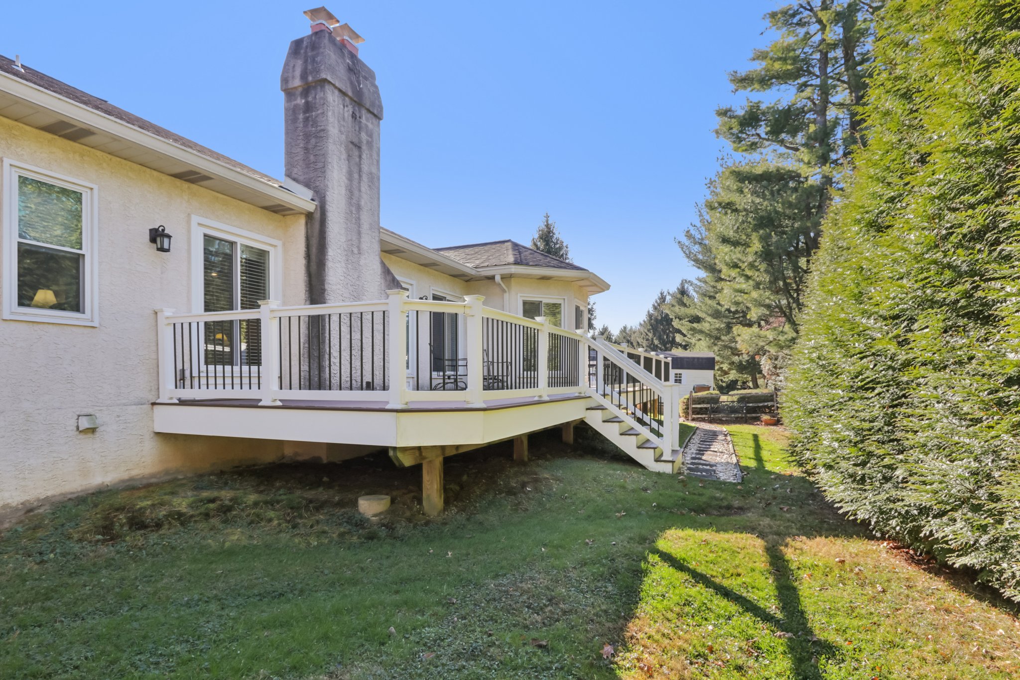 Daisy Ln-S0412-066.jpg