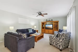 Daisy Ln-S0412-023.jpg