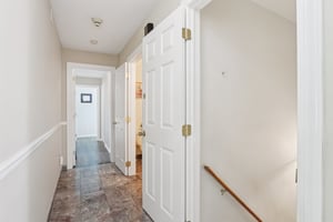 Daisy Ln-S0412-025.jpg