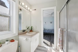 Daisy Ln-S0412-033.jpg