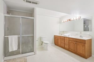 Daisy Ln-S0412-051.jpg