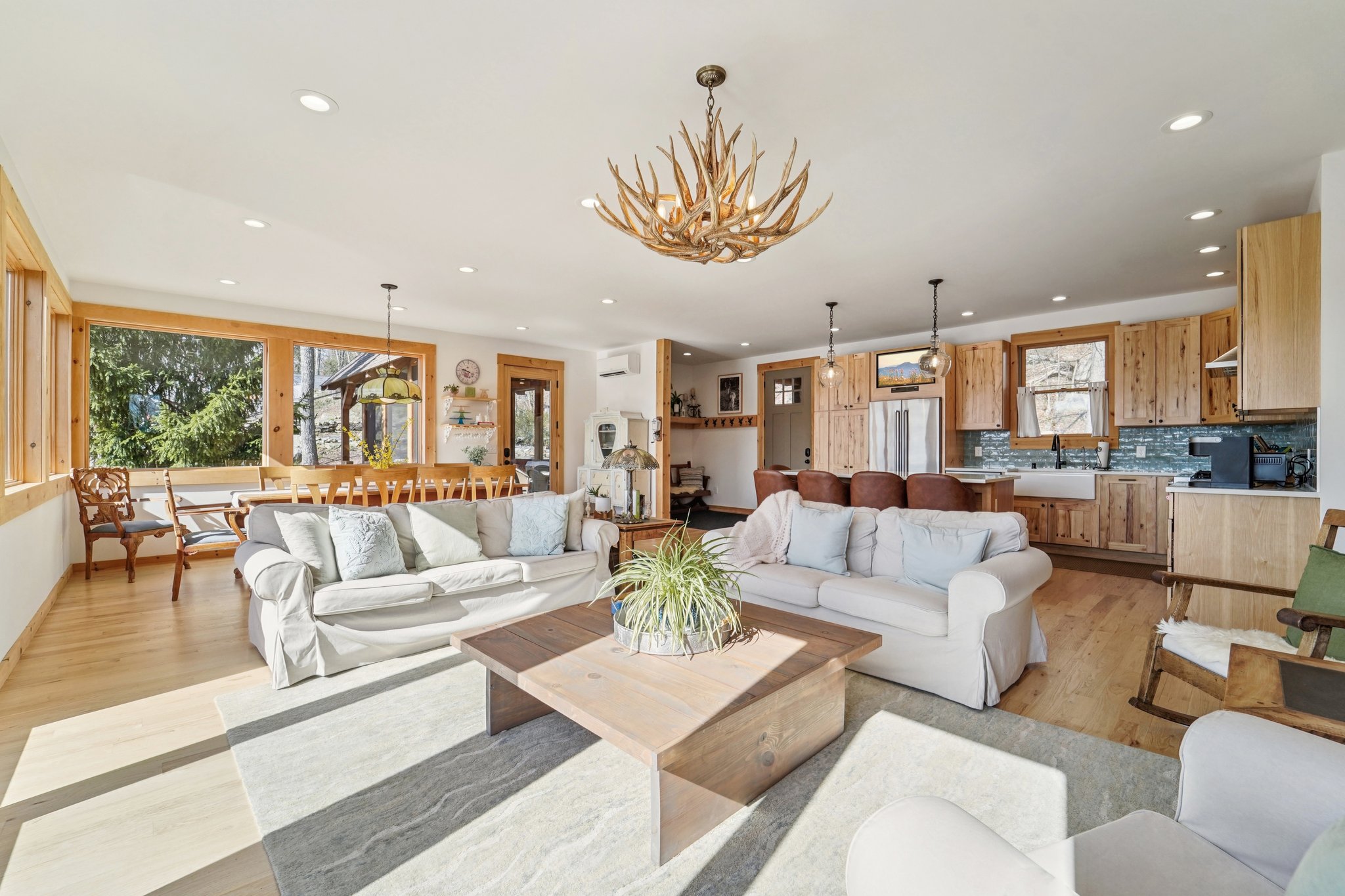 Deer Trl-S1004-007.jpg