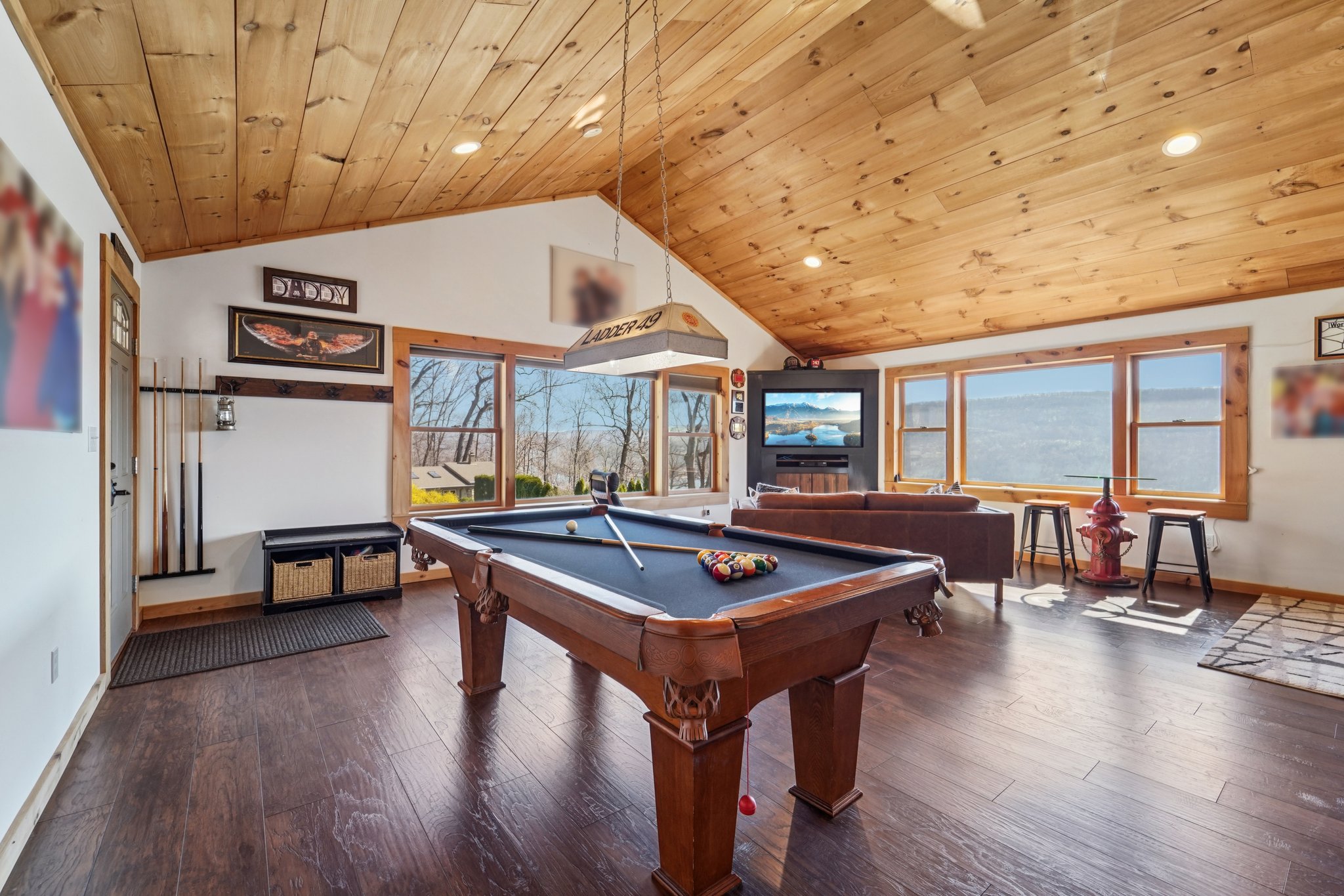 Deer Trl-S1004-025.jpg