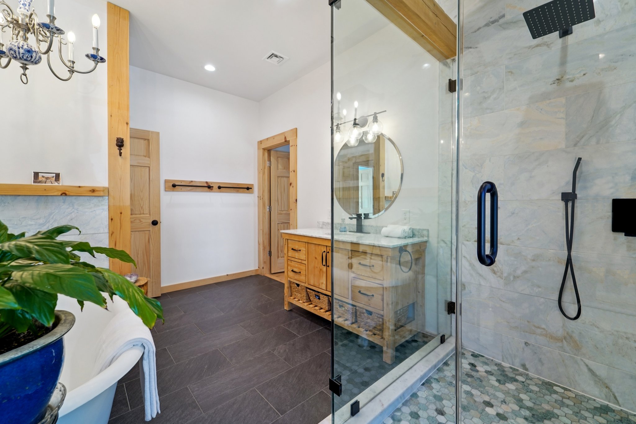 Deer Trl-S1004-037.jpg