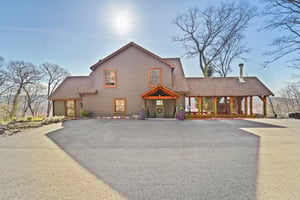 Deer Trl-S1004-001.jpg